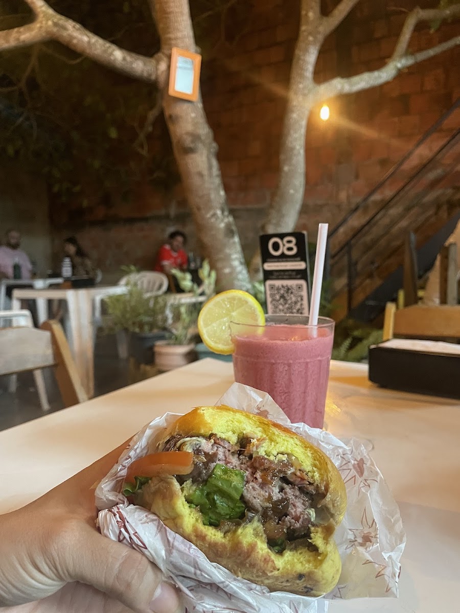 Pixel Steak Burger-3